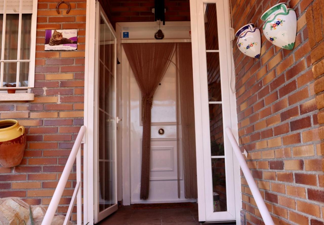 El Hogar De Pepe Villa El Casar de Escalona Exterior photo